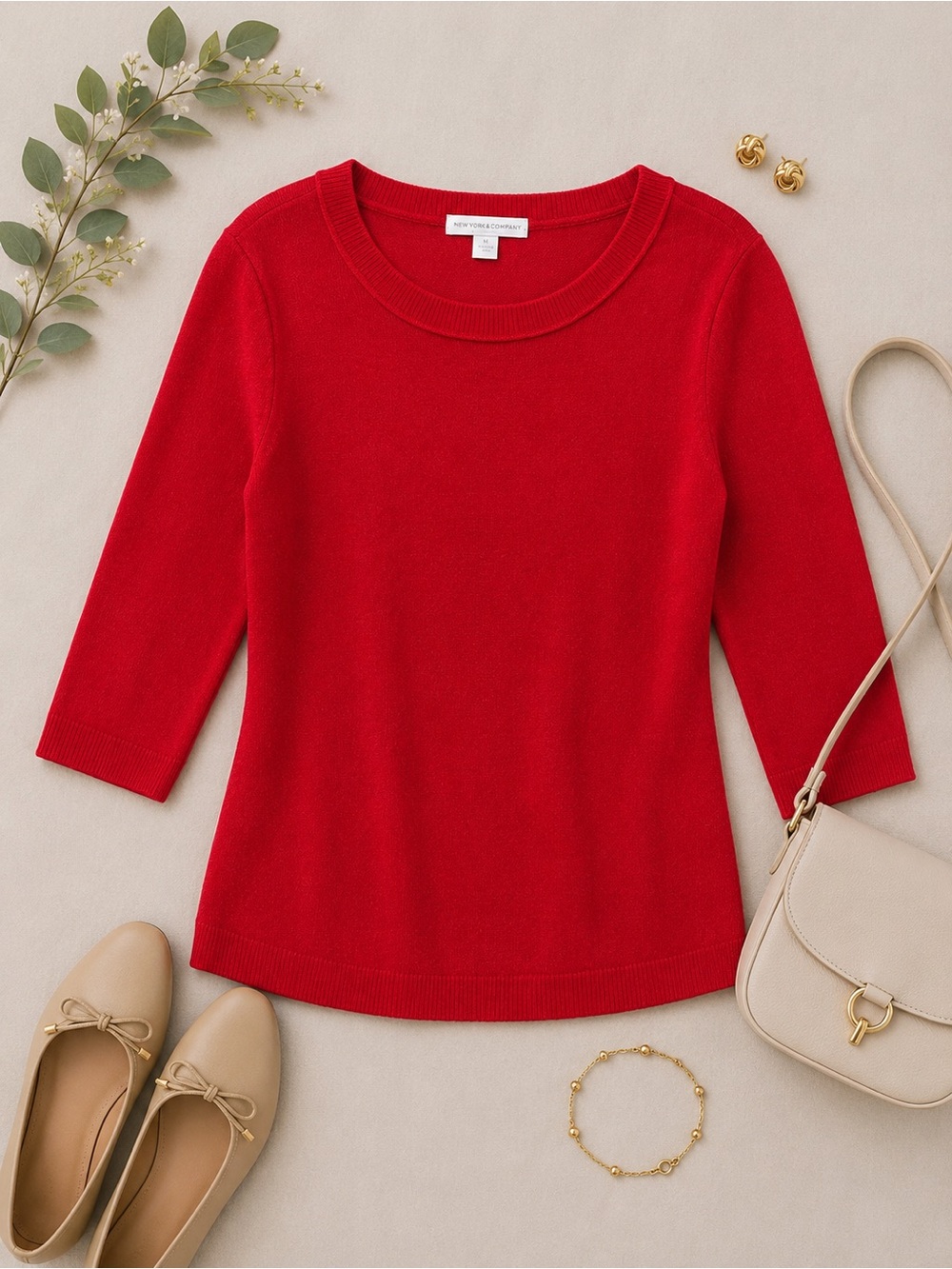 New York & Company Red Three-Quarter Sleeve Knit Top Size Medium